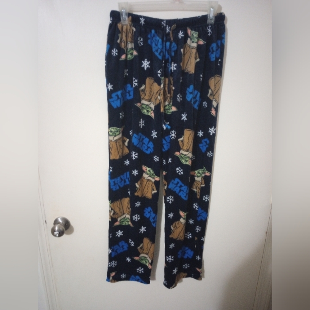 Star wars sleeping pants men's medium with Yoda